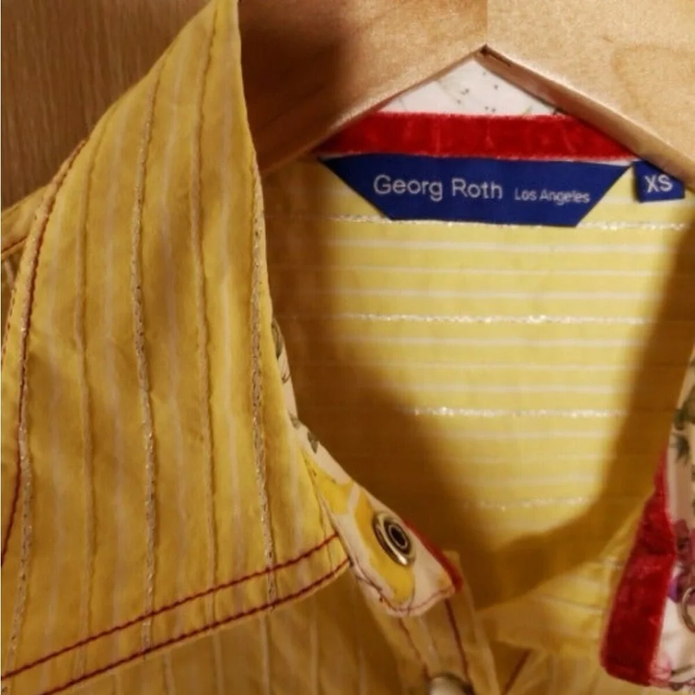 Georg Roth Yellow Button Down Shirt with Floral Accents - Picture 5 of 9